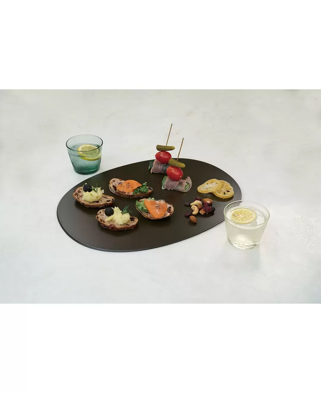 ダイニングトレー　オーバル　レッド / ブラック