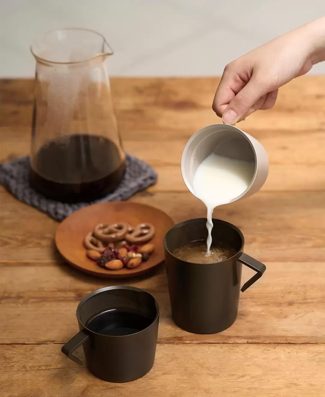 ネスト　ジャグマグ S　フタ付き　ライトグレー