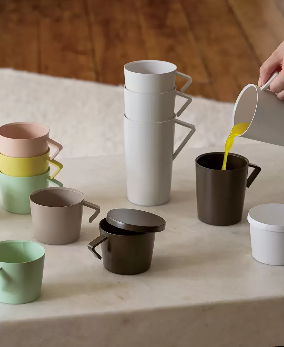 ネスト　ジャグマグ M　ライトグレー