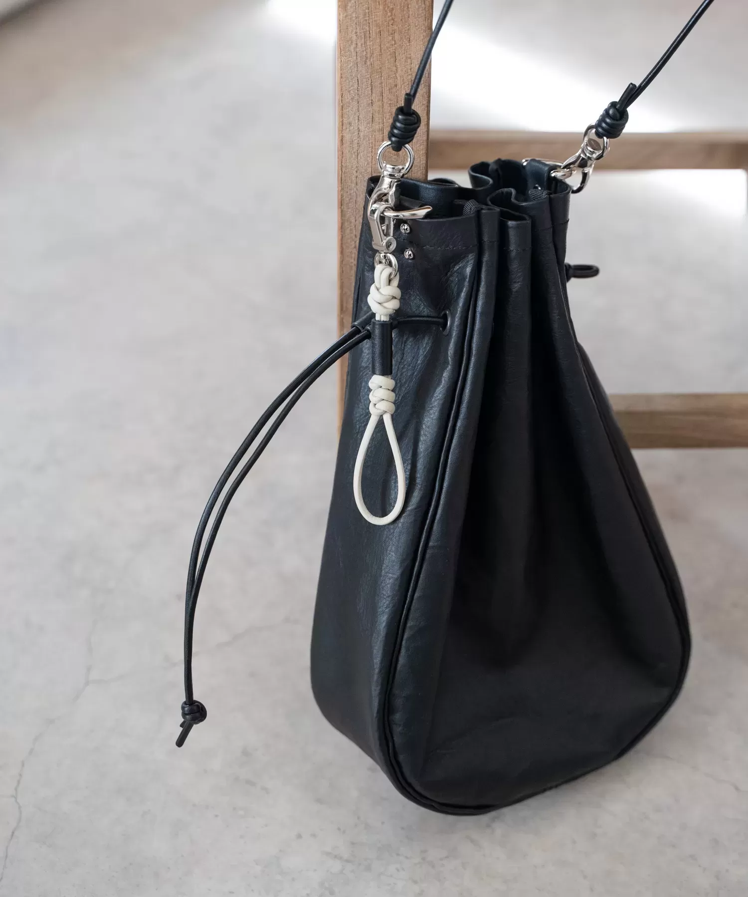 レザーブレード　キーストラップ