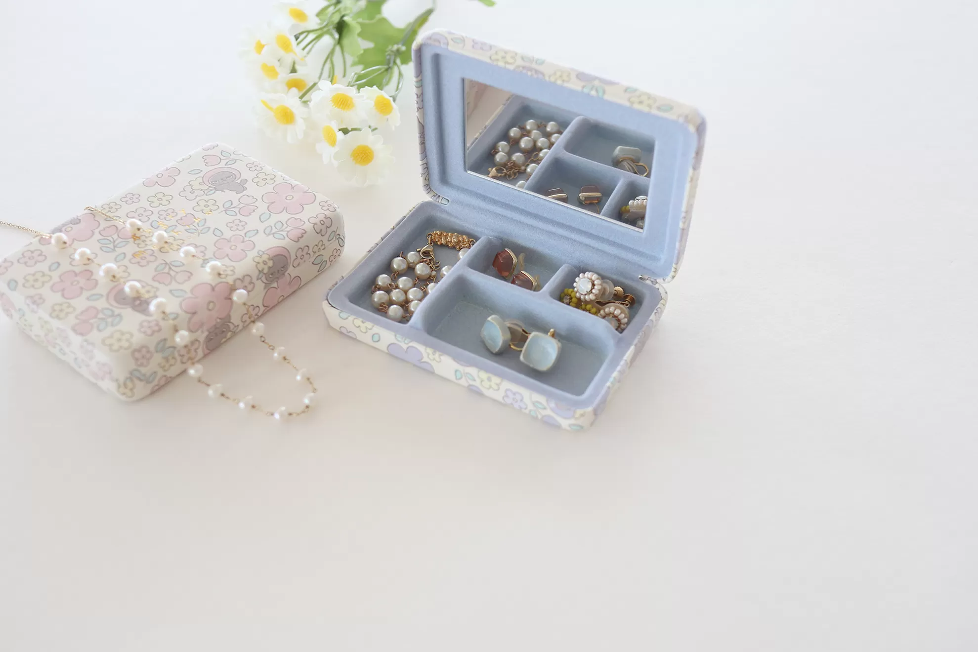 スクエアマルチケース