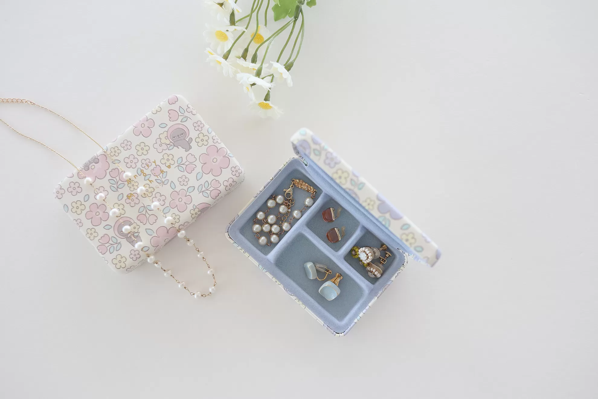 スクエアマルチケース