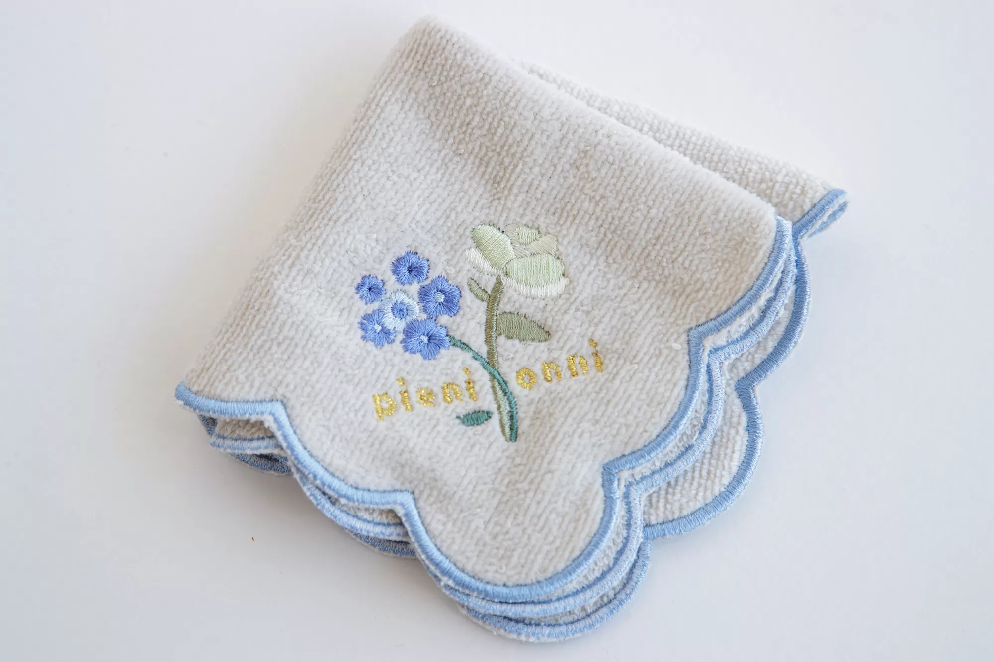 ピエニオンニ/タオルハンカチ