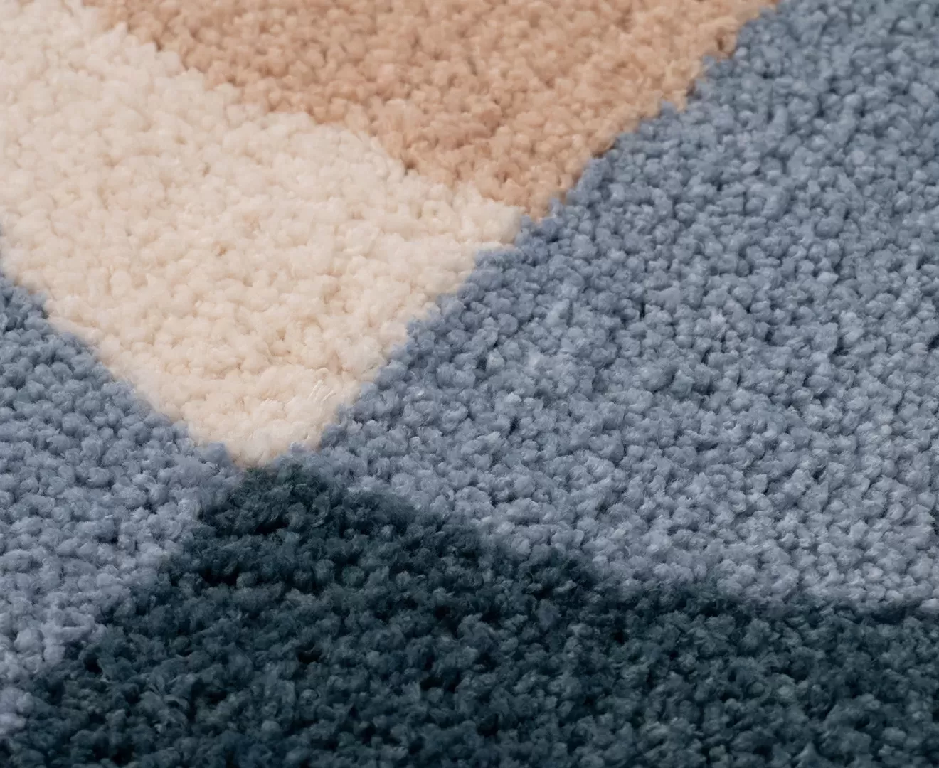 001497 GEOMETRIC HOOK RUG 130×190