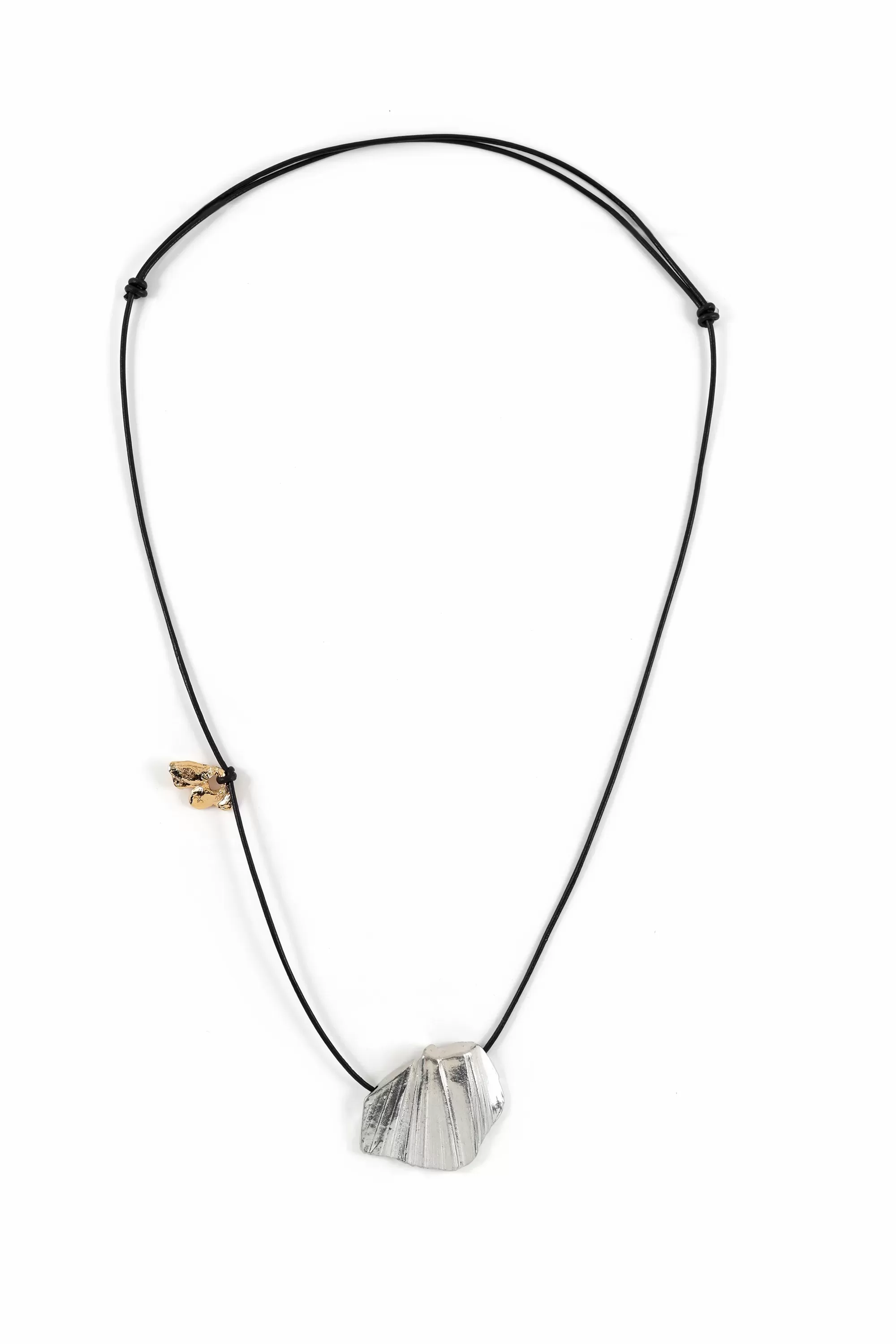 Eta | long necklace
