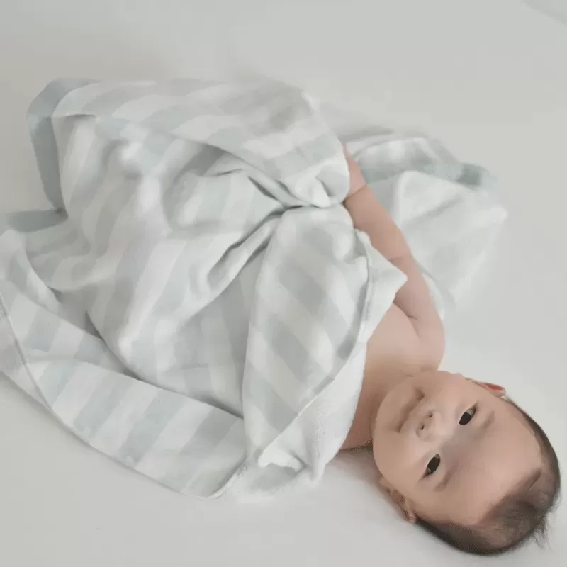 ガーゼ正方形タオル