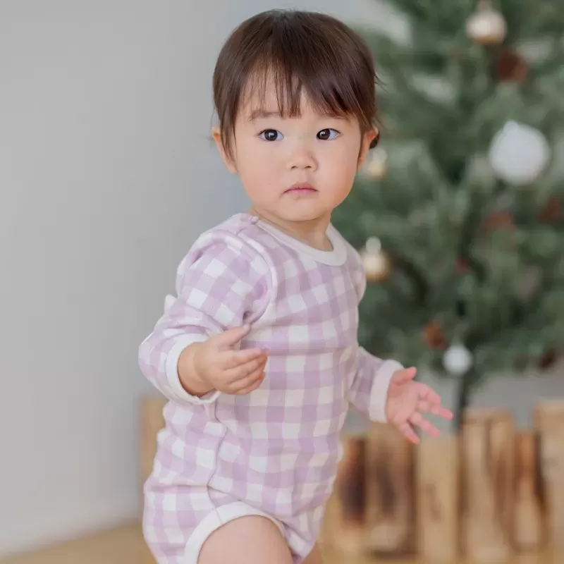 エイトロックスムースの長袖ロンパース