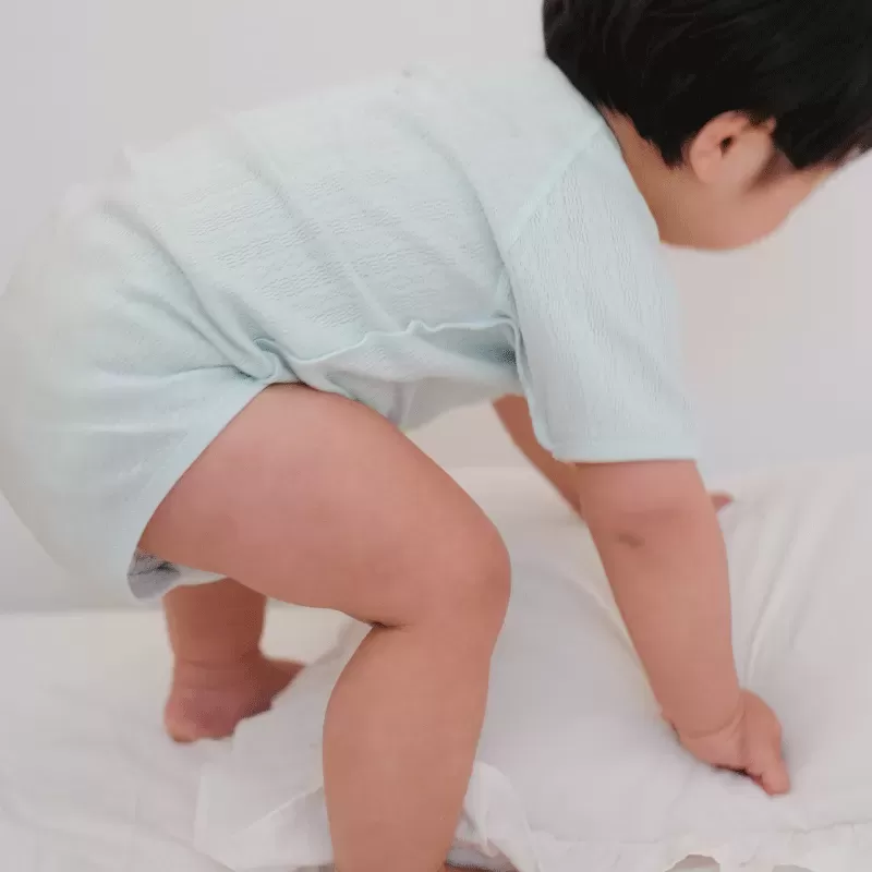 レールメッシュ半袖ロンパース