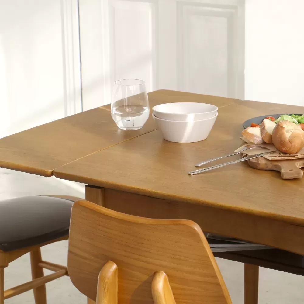 Rasic Extension Dining Table