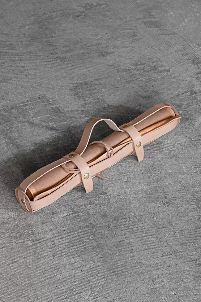 Leather othello