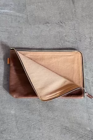 L zip pouch/M