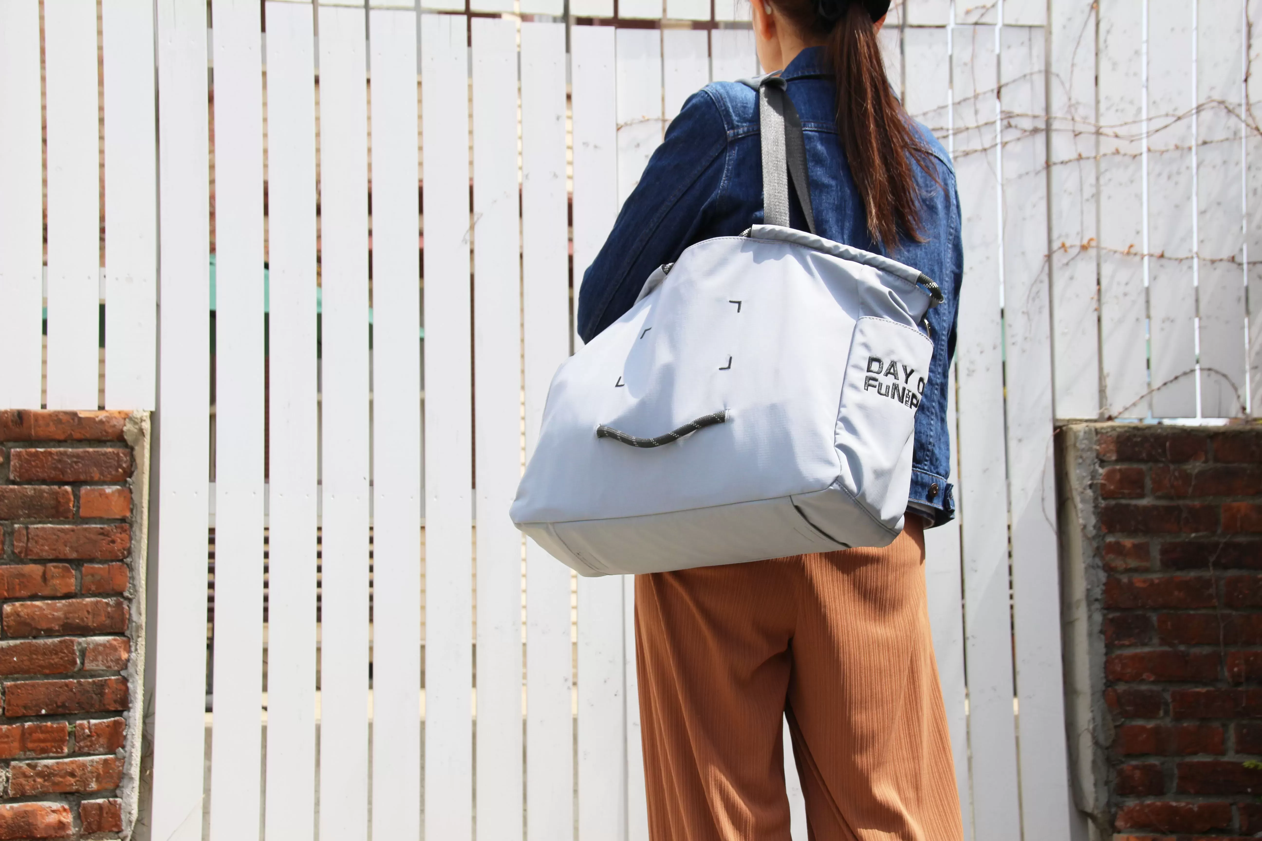 FuN THE ParK-  ParK TOTE -