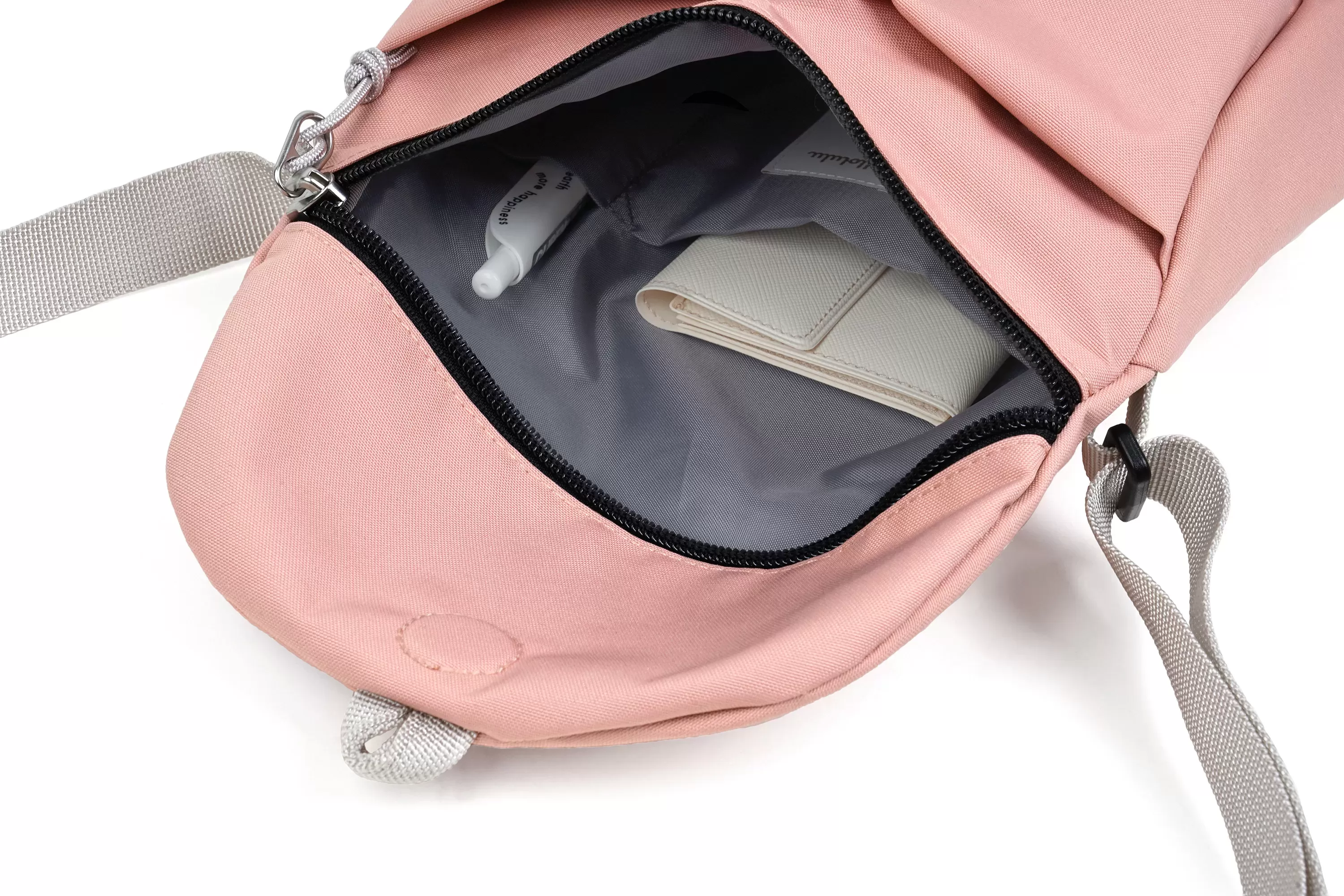 hellolulu / Desi（デシ）All day sling bag