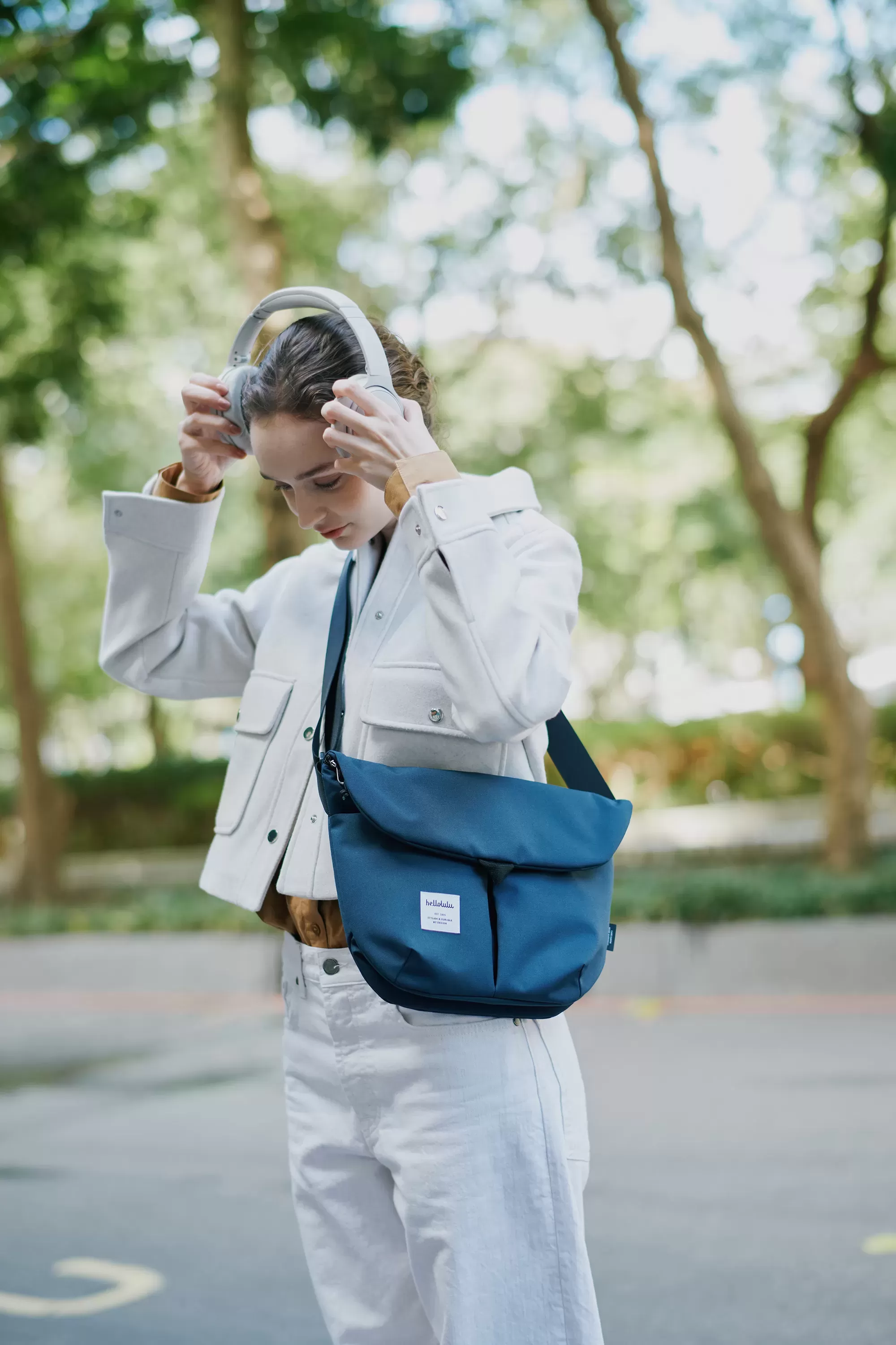 hellolulu / Kasen（カセン）All day sling bag