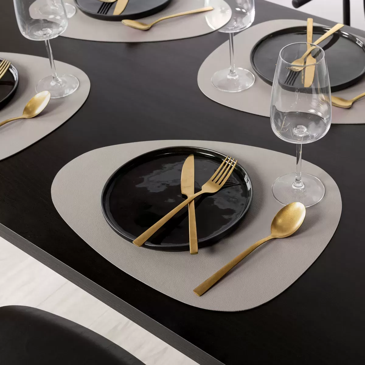 ZICZAC / ジックザック TOGO（トゥゴー）Placemat Stone