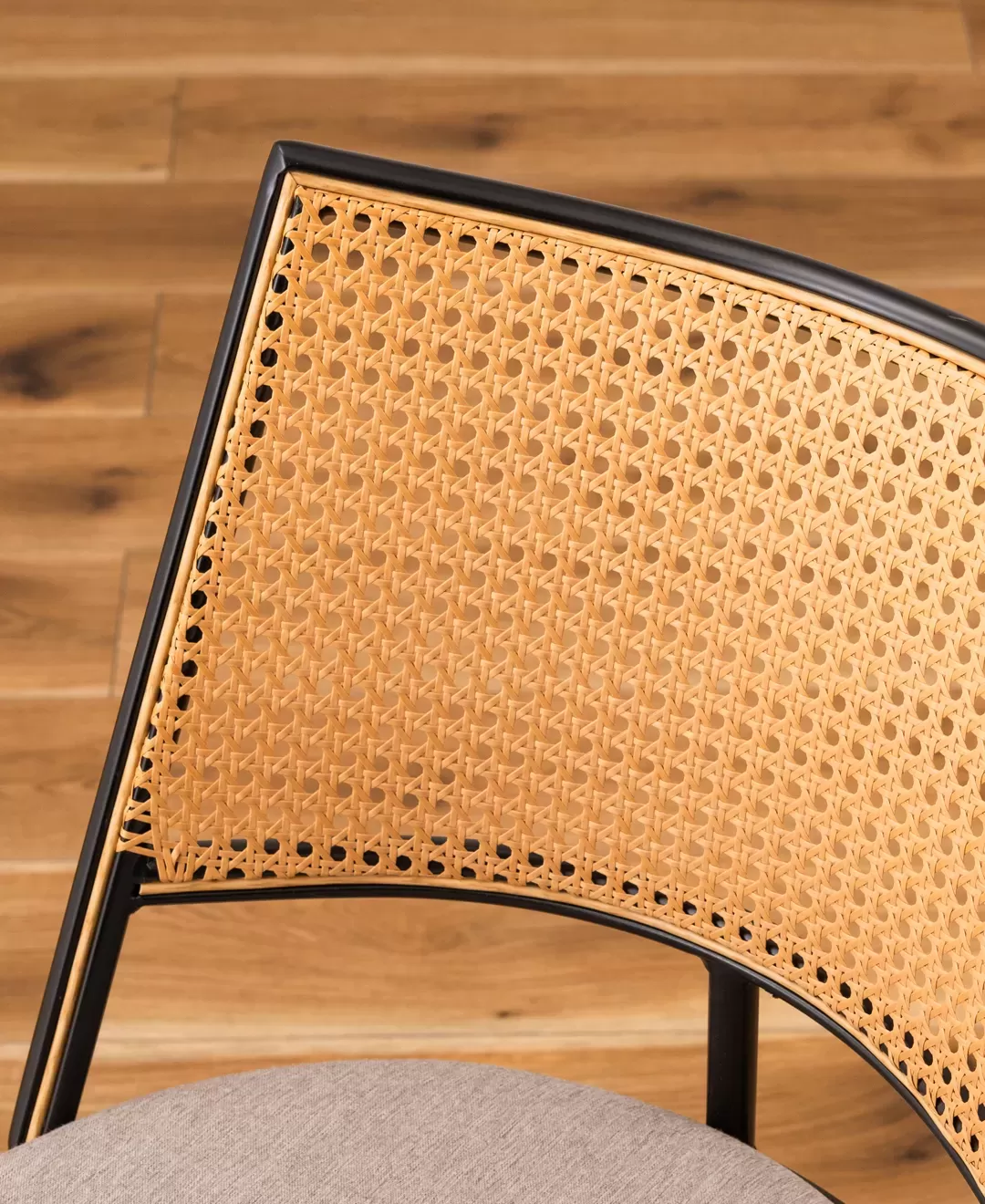 Chair TOE-126BE/DGY
