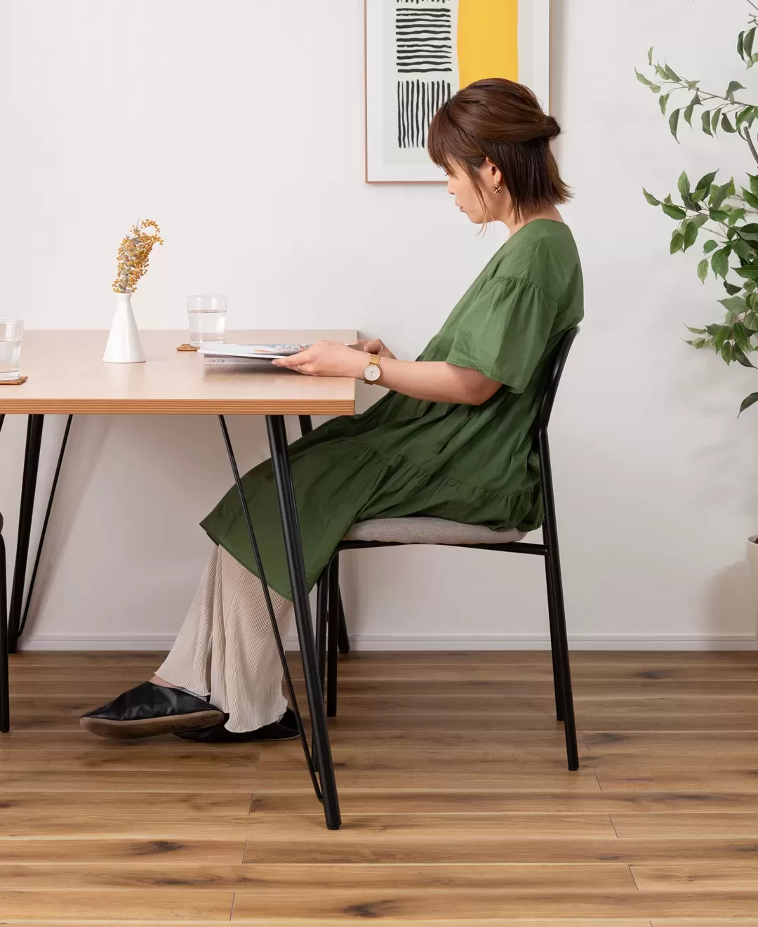 Chair　TOE-125BE/DGY