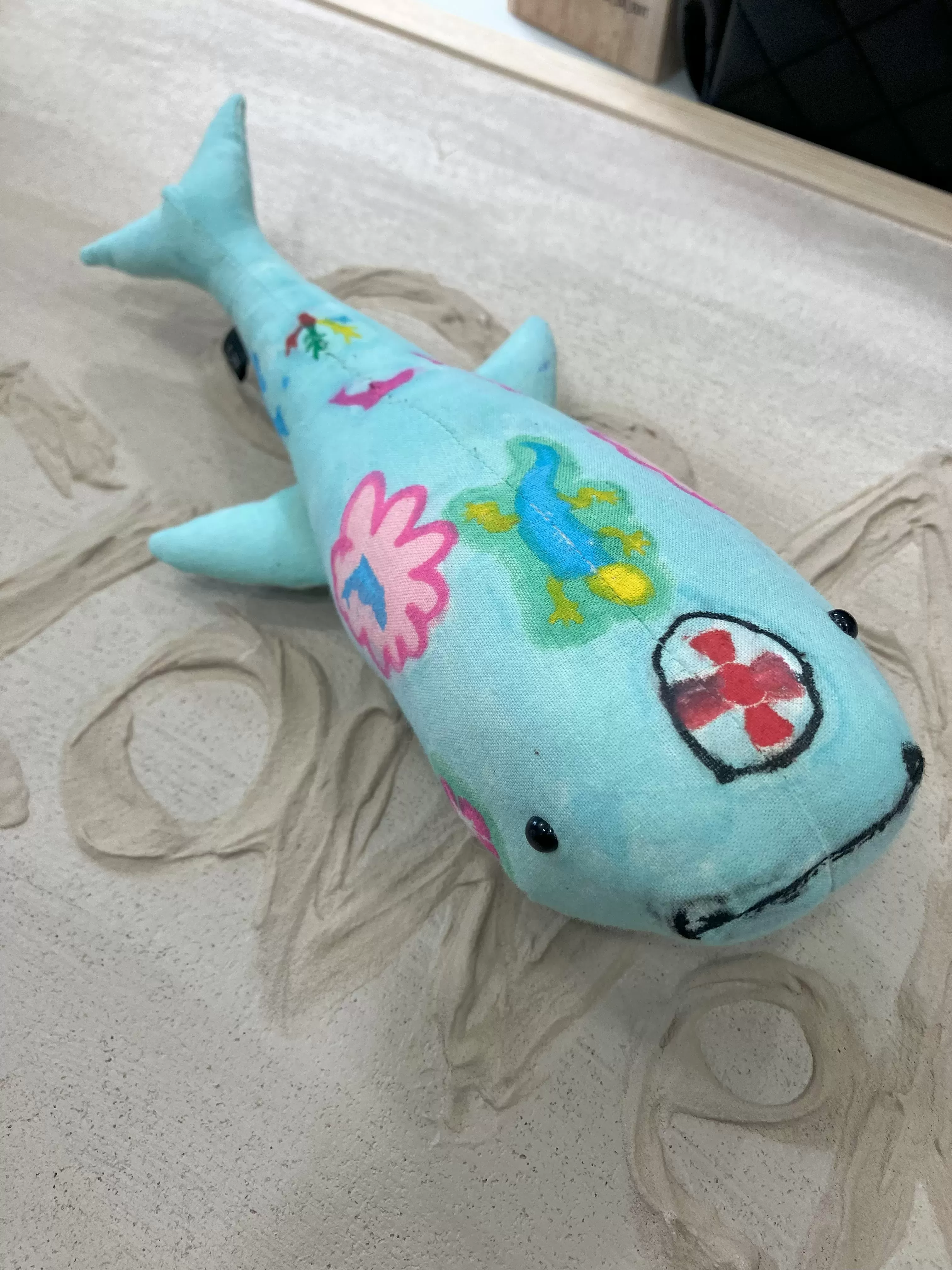 ハッピーオーシャン　クジラ　Mサイズ